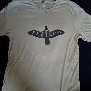 Freedom shirt size lg